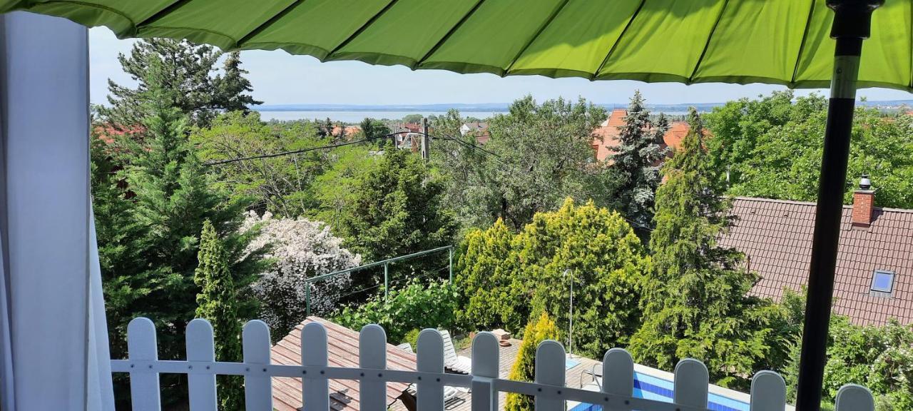 Kati Villa Vonyarcvashegy Luaran gambar
